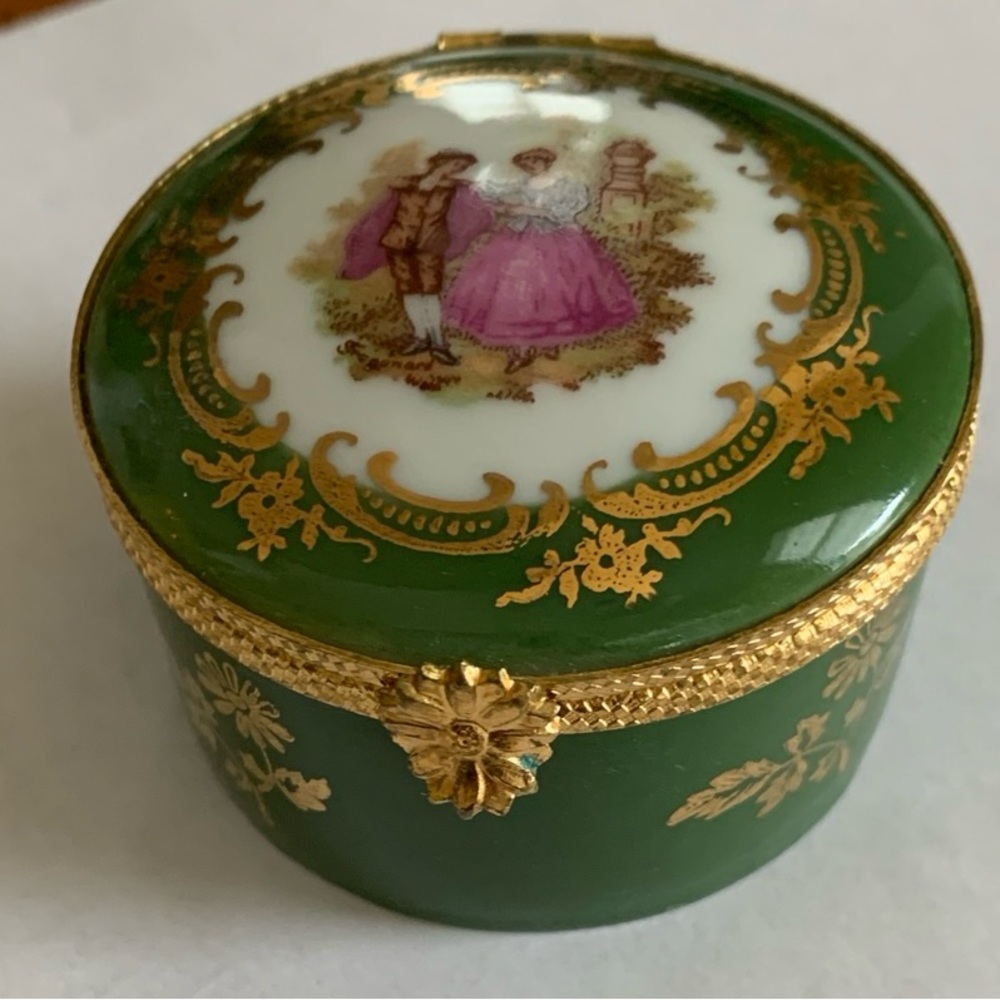 Vintage Limoges Porcelain Floral Trinket Box France